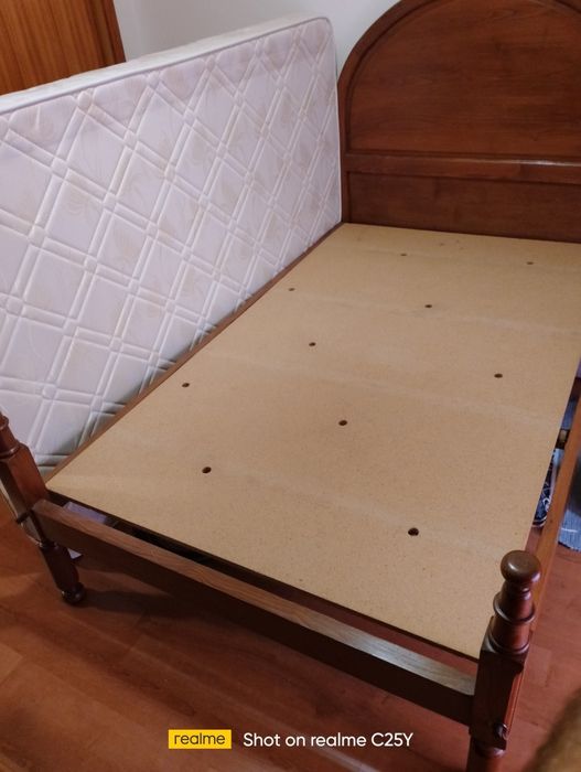 Cama Solteiro...
