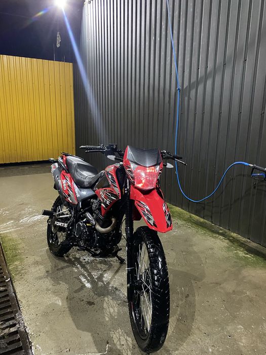 Продам Мотоцикл Forte CROSS 250!!!