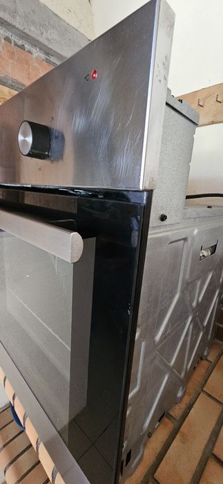Forno de encastrar eléctrico