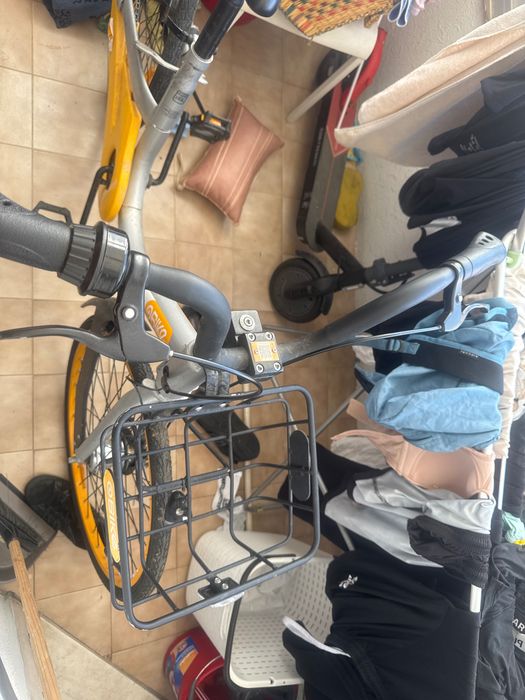 bicicleta usada em bom estado