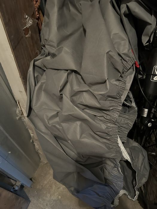 Pokrowiec na samochód na auto 3 WARSTWY M sedan