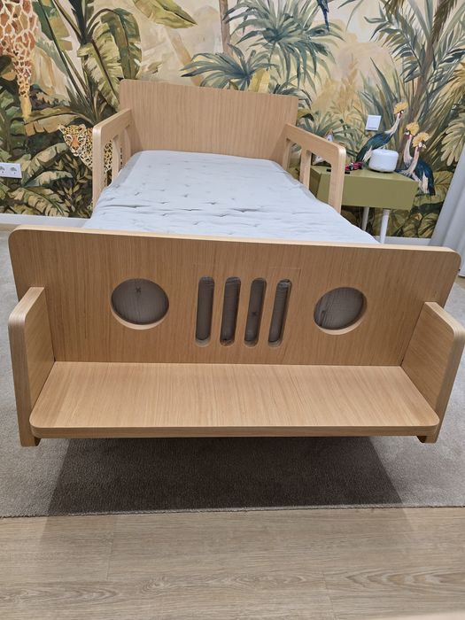 Cama Jipe em Carvalho