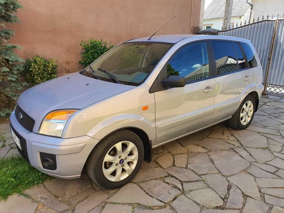 Форд Фюжен 1,4 бензин 2011 рік