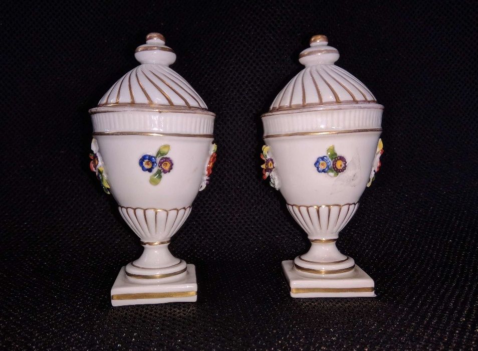 Par Urnas Miniatura Capodimonte