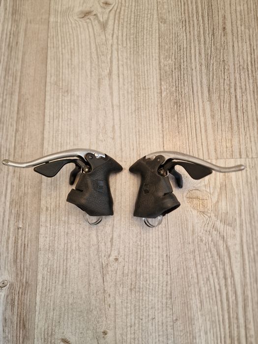 Klamkomanetki Campagnolo 2×8
