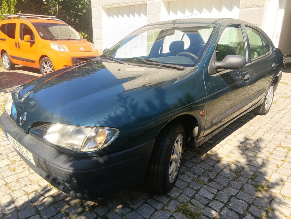 Renault megane classic 98 gasolina foto 4