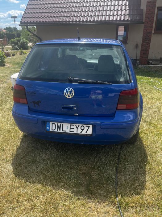 Volkswagen golf 4