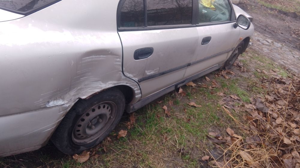 Mitsubishi Carisma на ходу газ бензин