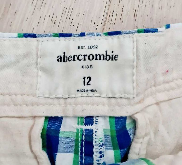 Abercrombie 12l spodenki 146-152cm