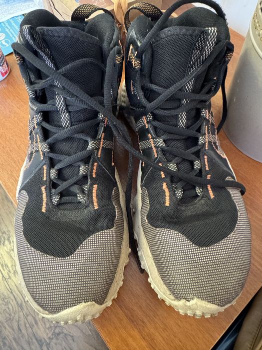 Ботінки кросівки Under Armour