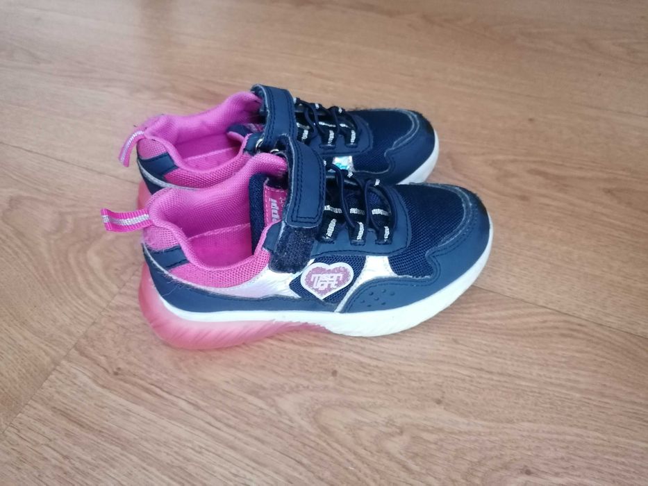 Sapatilhas com luzes