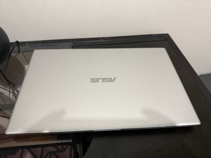 Asus F512D ( com marcas de uso)