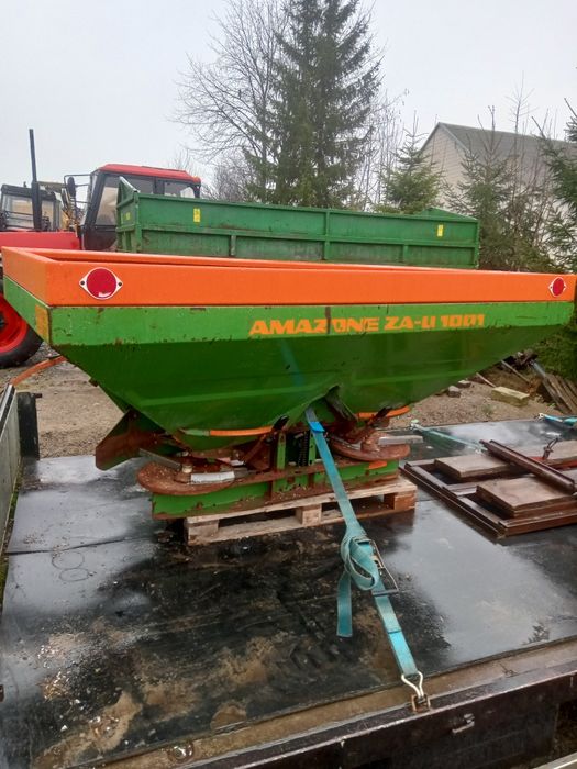 Rozsiewacz nawozów AMAZONE ZA-U 1001 pojemnosc 1200kg