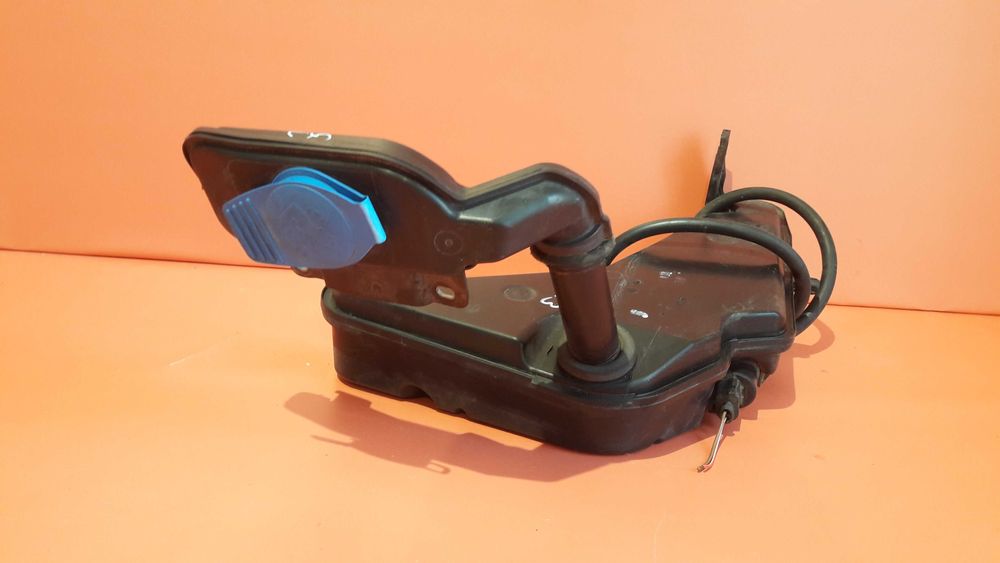 Бачок омивача з горловиною 8R0955453B Audi Q5 Ауди кую  Авторазборка