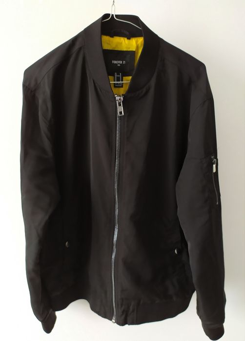 БОМБЕР Америка мужской Forever 21 молодежный черный бомбер куртка