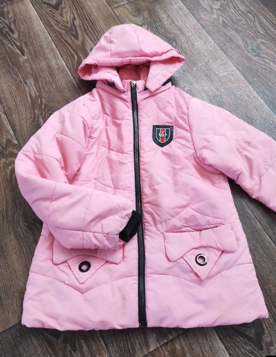 Віддам пуховик на дівчинку. 11/12 р Розмір