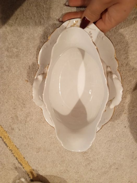 Sprzedam porcelanowa sosjerke