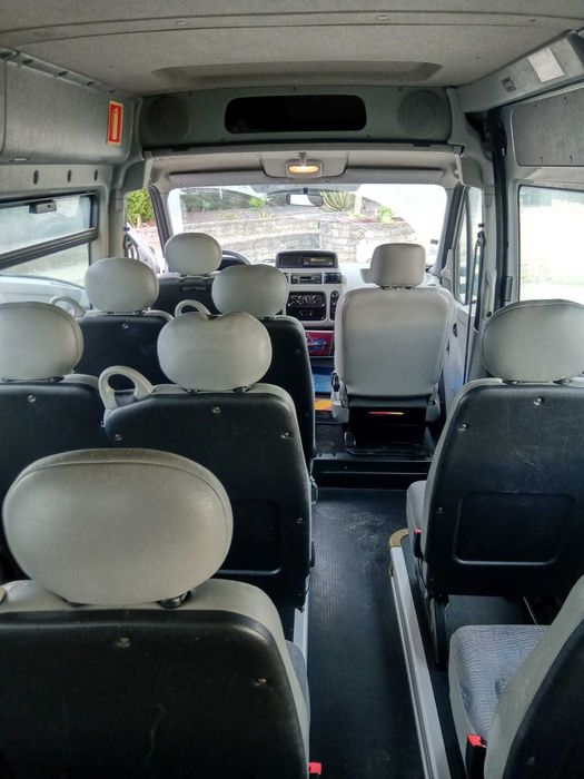 Autocarro minibus 16 lugares