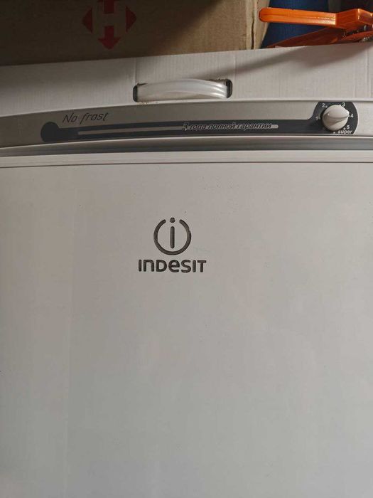 Морозильна камера INDESIT вертикальна - ТОРГ