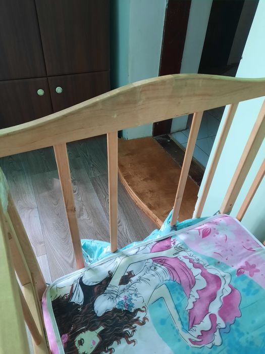 Ліжечко дитяче маятник