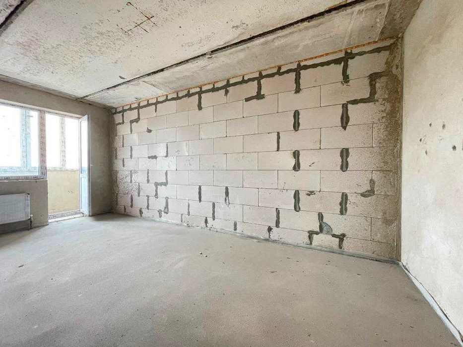 Продам 2к с шикарным месторасположением! Своя крышная котельная!