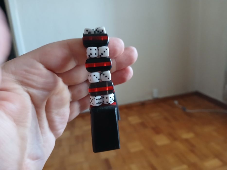 Чётки с разного материала.