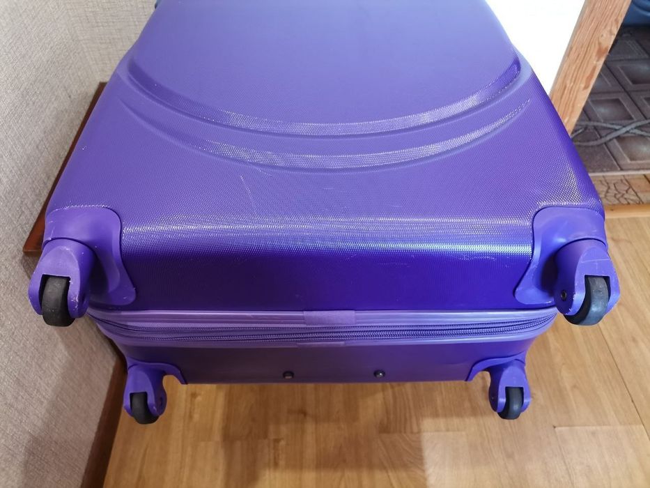 Airtex 78 см валіза велика чемодан большой полікарбонатний