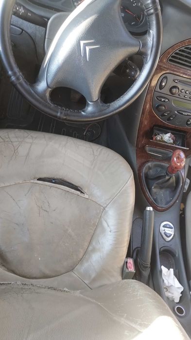 Carro com excelente cuidados