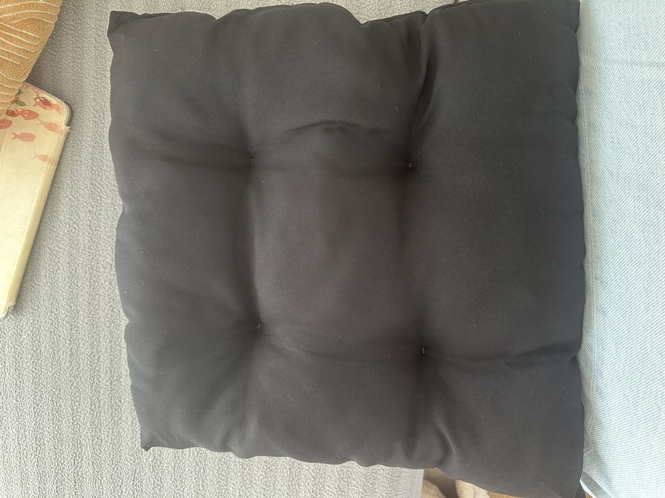 Conjunto 4 cadeiras brancas + assentos tecido