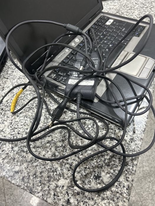 Vendo portatil dell avariado