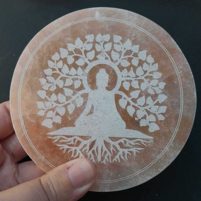 Placas de selenita gravadas a laser64730033508355124
