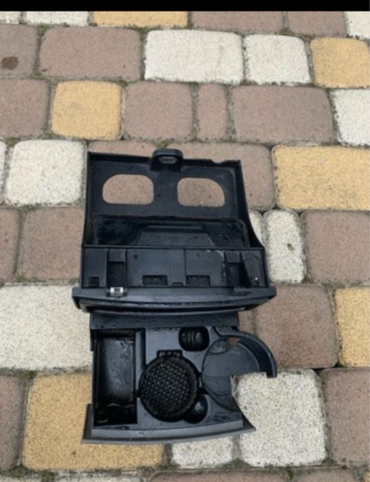 Попільничка на Sprinter W906