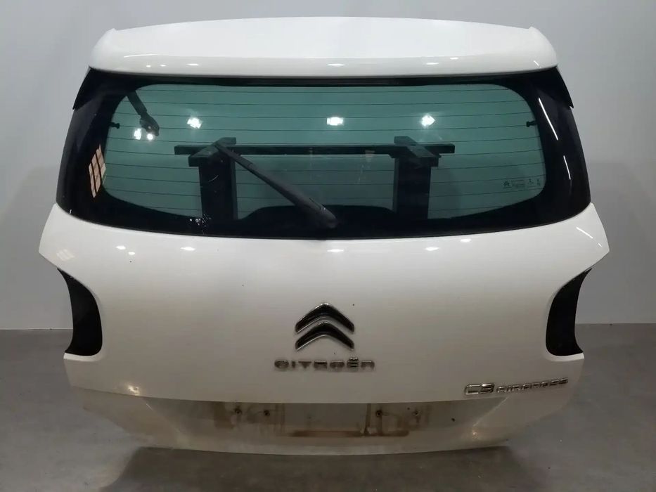 Tampa da Mala Citroen C3 Aircross II 2022 Branca em Stock