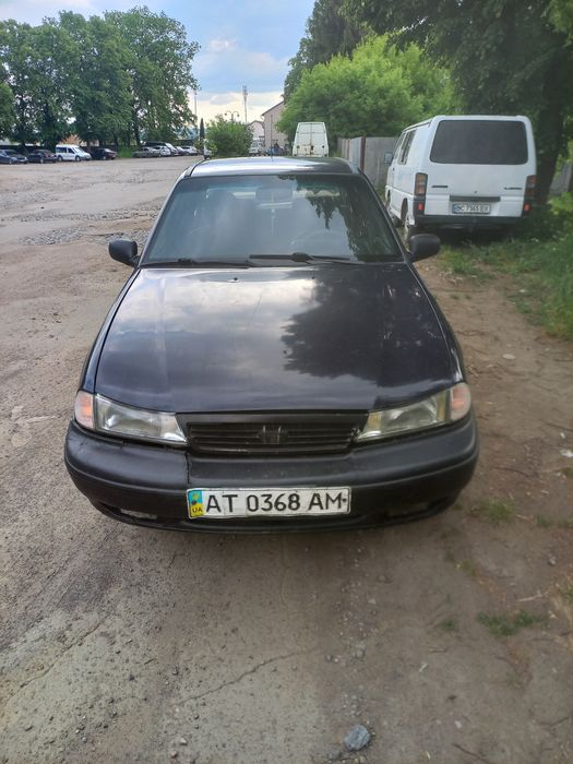 Авто на ходу сів і поїхав