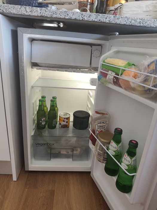 Frigobar / frigorífico pequeno