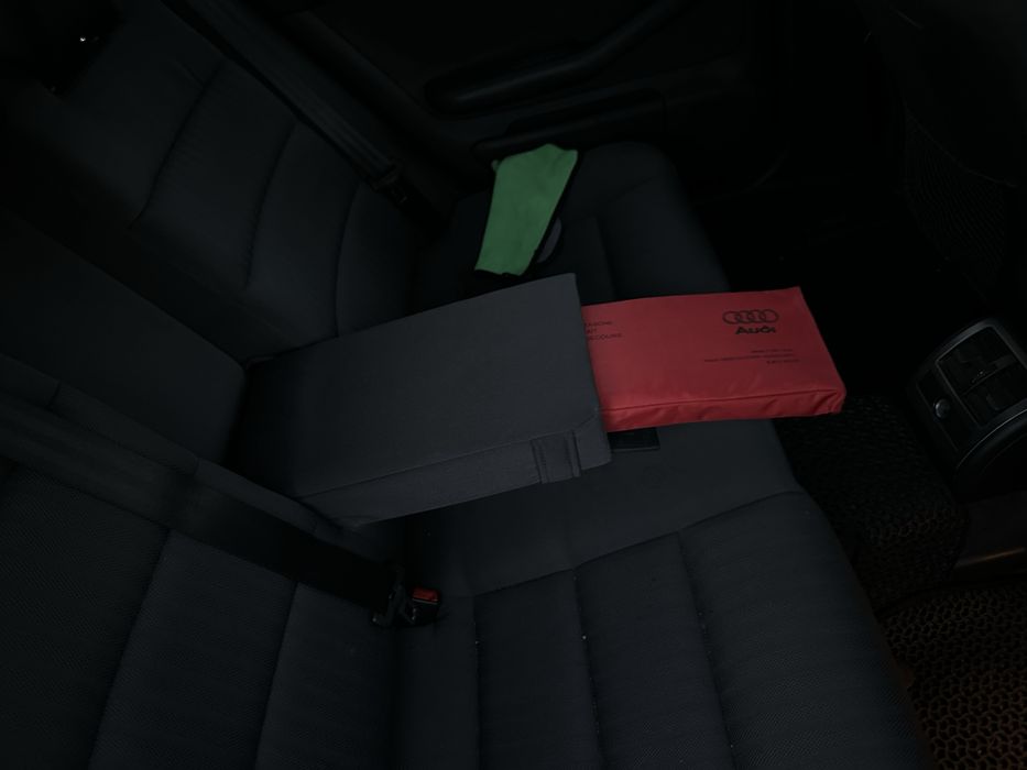 Audi A6 2002 VIN WAUZZZ4B03N048048 фото оголошення 18 з 24