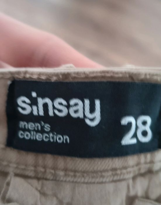 Spodnie jeansowe Sinsay