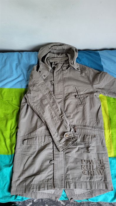 Płaszcz dziecięcy z motywem piratów