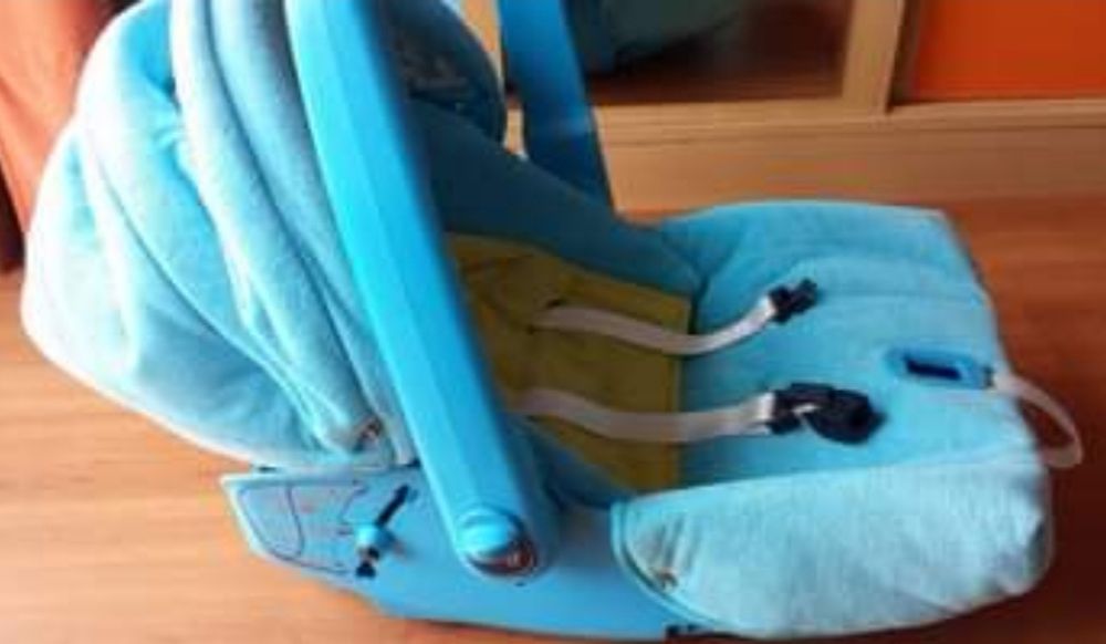 Cadeira 2 em 1 auto e reclinável