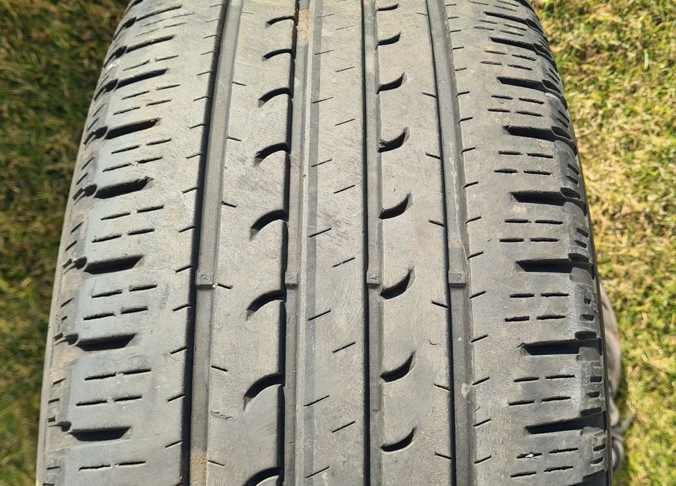 Opony GoodYear Efficientgrip R18 235/55 M+S Letnie 4 szt.