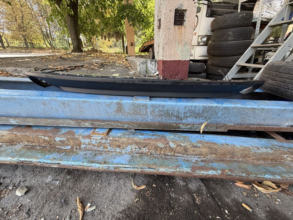 Дифузор оригинальный AUDI A4B9