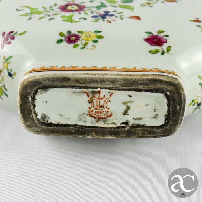 Cantil em porcelana da China, Família Rosa