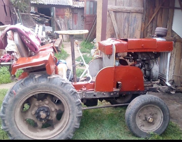 Трактор саморобний