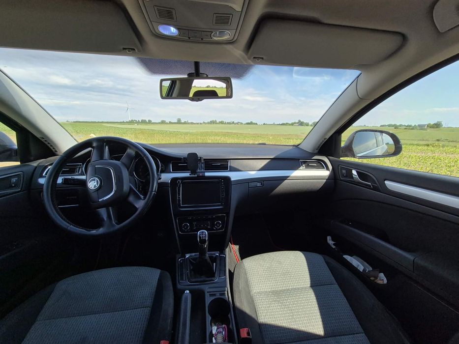 Skoda Superb 2011