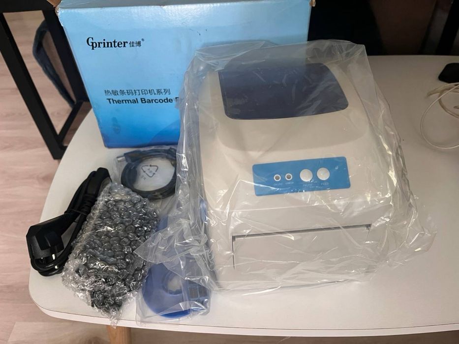 Принтер етикеток Gprinter GP-1324D Термопринтер