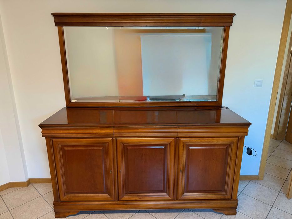 Aparador em cerejeira c/ espelho - Como Novo