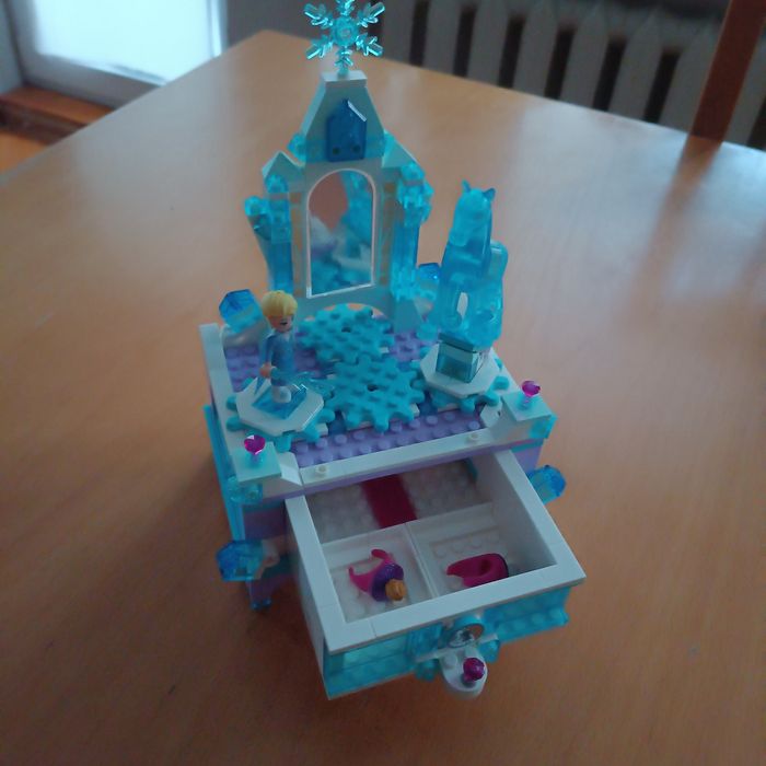 Zestaw LEGO Kraina Lodu szkatułka 41168