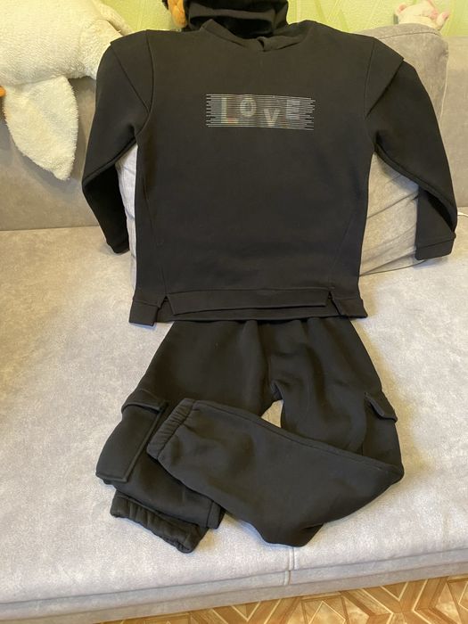 Светр білий одяг для дівчинки р.134-146 приблизно