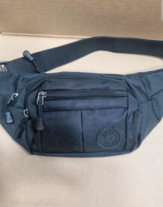 Czarna nerka pojemna