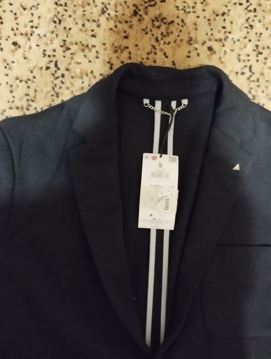 Пиджак мужской новый размер S фирма Reserved